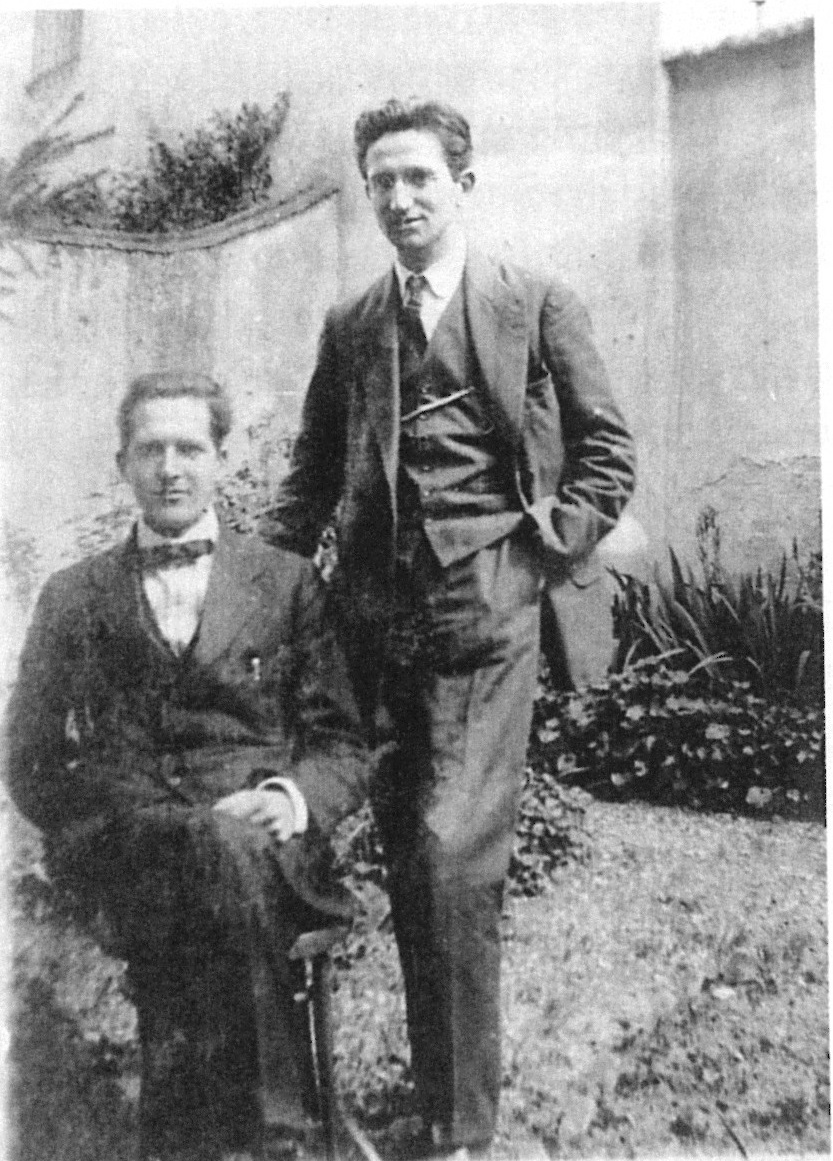 Carlo and Giani Stuparich in Florence at the time of the Voce.From Quaderni dell' Archivio e di documentazione della cultura regionale, 2010, no. 17, p. 16-main